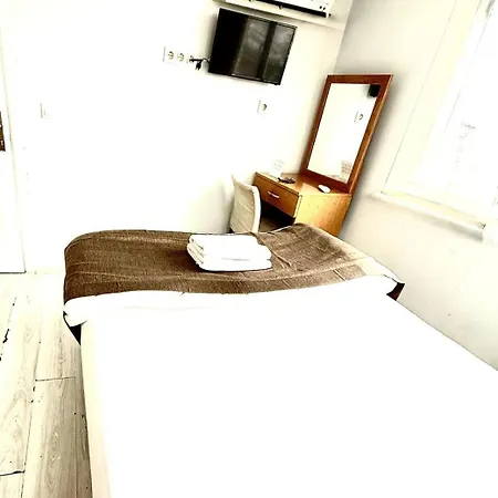 Hotel Cannady